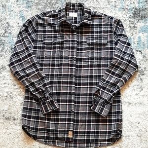 Button up Flannel w Pockets